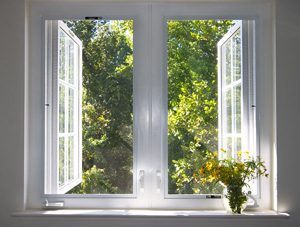Is It Bad To Leave My Windows Open When I Have My AC On?